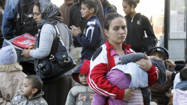 Вивиан Рединг назова проблема &ndash; това са ромите 