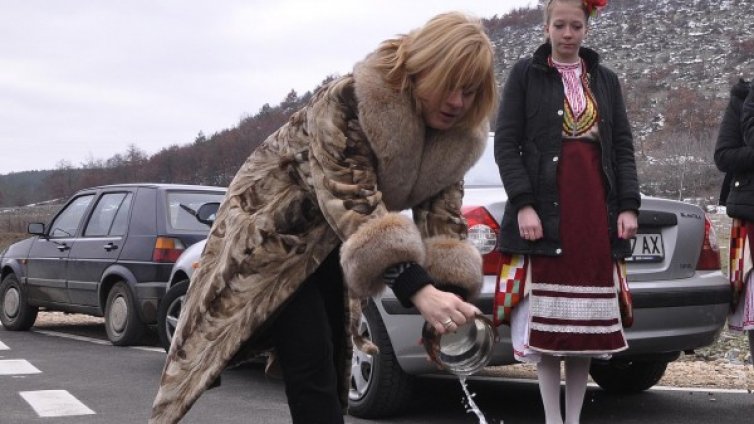 Големите пътни проекти не са във фризера, но наблягаме и на малките 