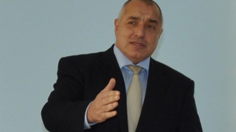 Борисов скръцна на "нехранимайко" Папазов, иска оставка