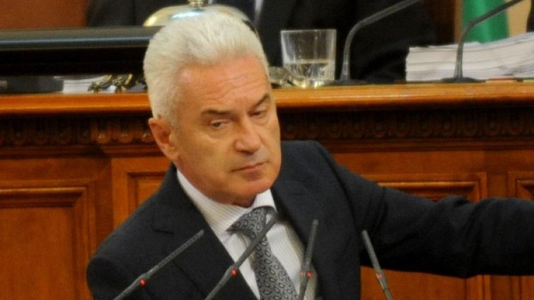 Защо МВР бездейства днес в Пловдив, пита Сидеров 
