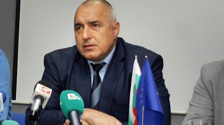 Ние растем, БСП се разпада, убеден е Борисов 