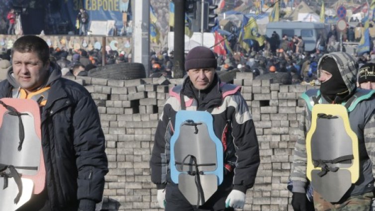 Правителственият квартал в Киев под контрол на протеста