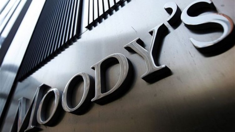 Moody&rsquo;s повиши кредитния рейтинг на Испания до Baa2