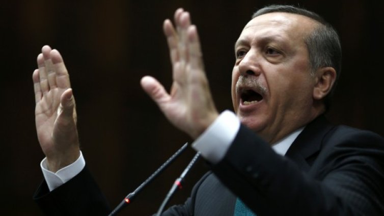 Скандал с подслушвания тресе Турция