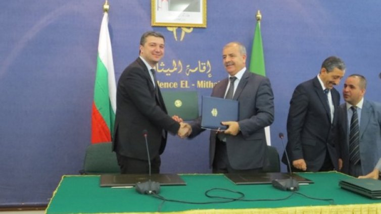 Министър Стойнев: Връщаме позициите си в арабския свят