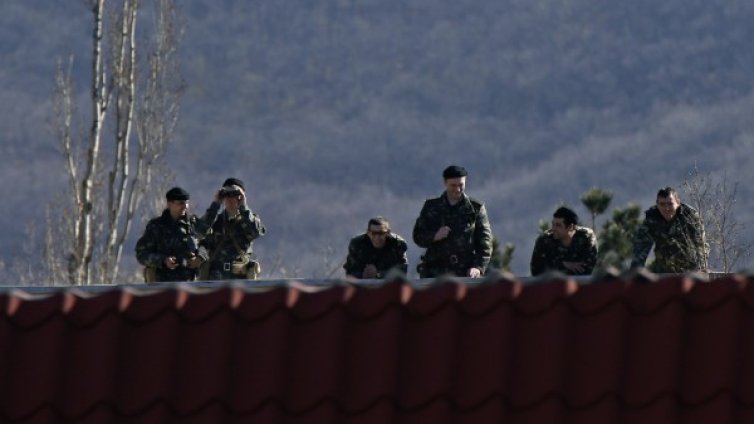 Руски военни самолети летели над Украйна