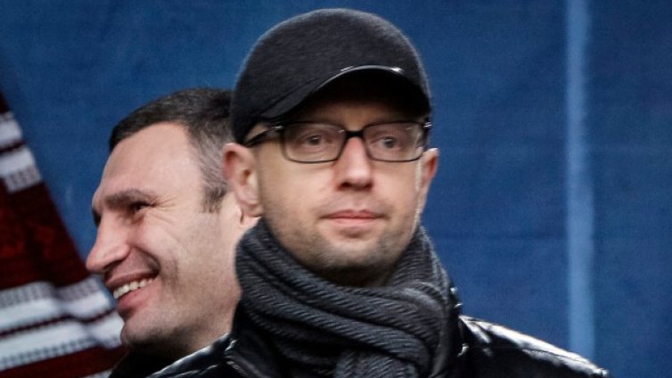 Сигнал за терористична заплаха срещу самолета на Яценюк