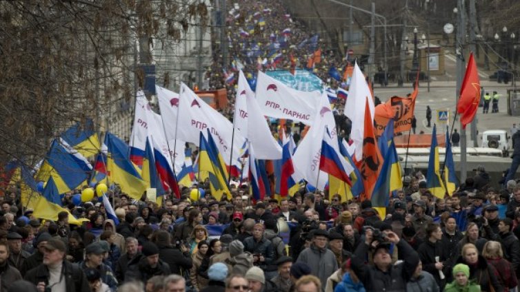 50 000 протестираха срещу окупацията на Крим в Москва
