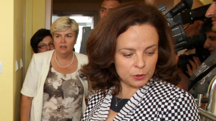 От април изграждат спешни центрове в общински болници