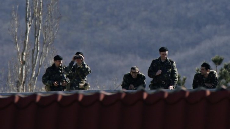 Япония налага санкции на Русия, Франция отлага посещения