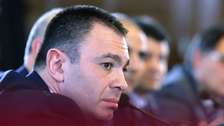 Има смъртен случай, има грешки, призна Лазаров 