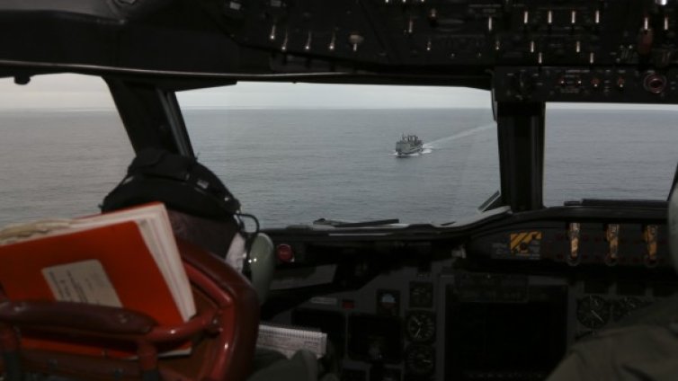 Пак отломки &ndash; пак надежди за малайзийския самолет