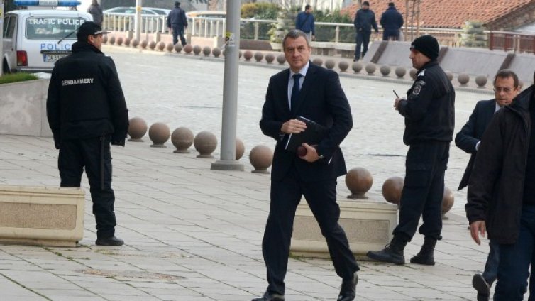 МВР шефът не вижда "пряка" вина на Лазаров за Лясковец