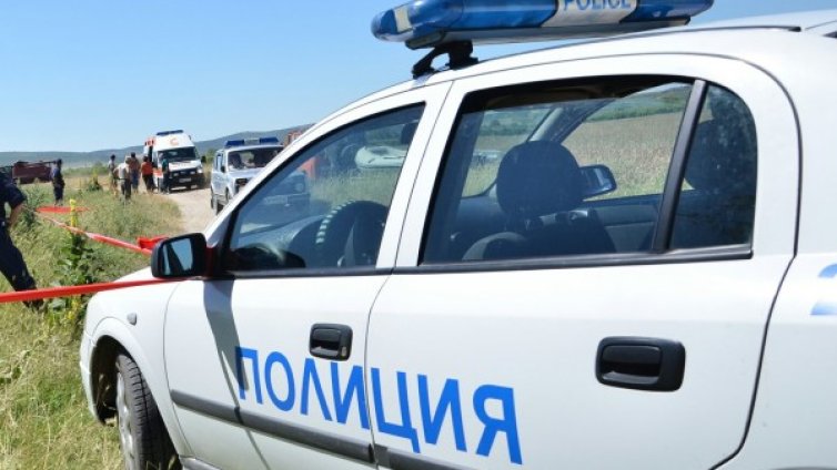 За денонощие: 61 души заловени на границата