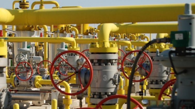 По-евтин газ, но същите цени на парно и топла вода от април