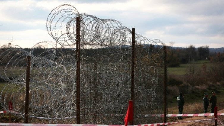 ГЕРБ искат оставки за оградата по границата с Турция