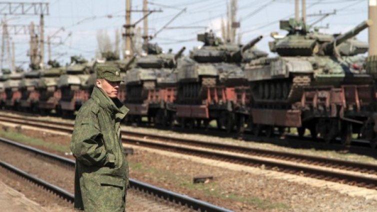НАТО: Не виждаме изтегляне на руските войски