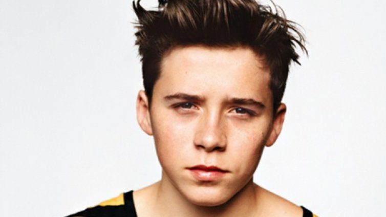 Бруклин Бекъм тръгна по стъпките на мама и татко 