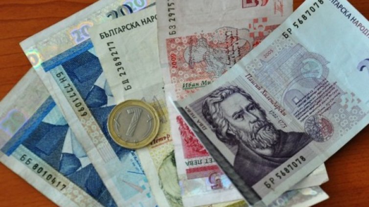 Започва плащането на пенсиите и великденските добавки 