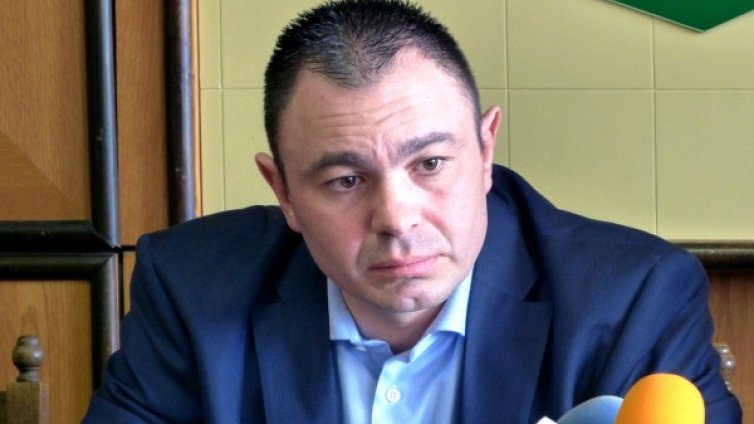 Разбиха международна схема за източване на банкови сметки 