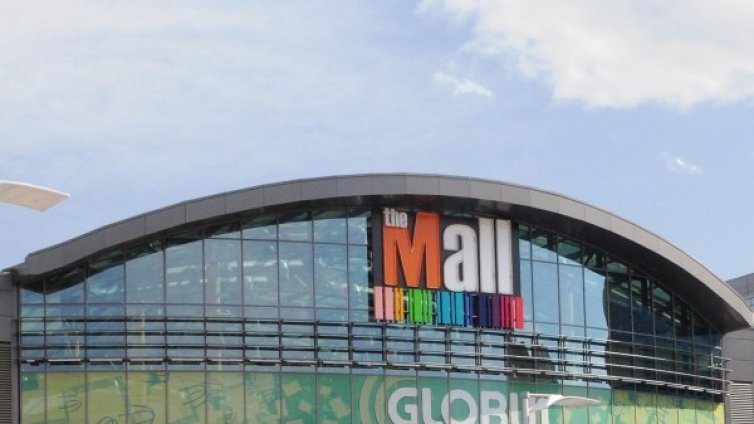 Сигнал за бомба евакуира The Mall 