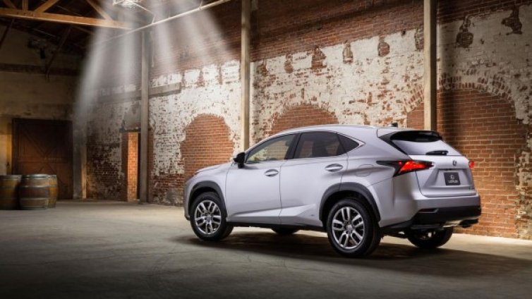 Това е новият Lexus NX