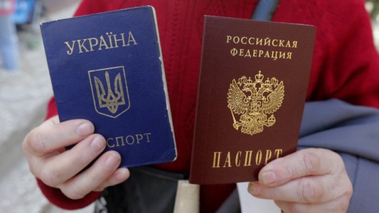 Конституцията на Крим влезе в сила