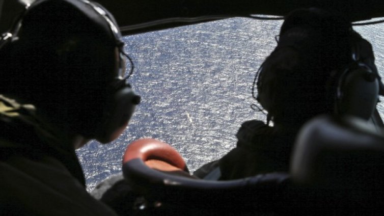 Имало е опит за обаждане от отклонения от курса Боинг