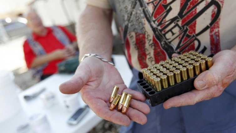 САЩ остават с най-високи военни разходи в света