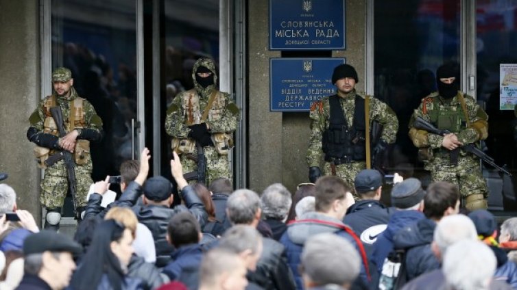 "Монд": Киев с все по-малко власт в Източна Украйна