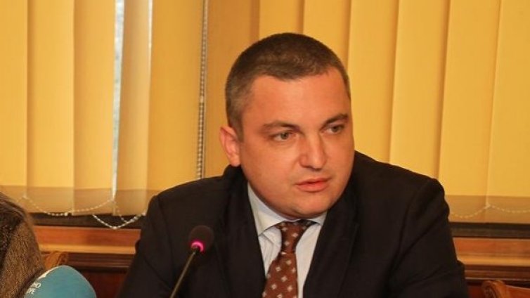 Откраднаха личните данни на варненския кмет Иван Портних