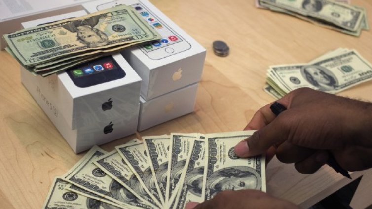 iPhone отново се оказа "съкровището на Аладин" за Apple 