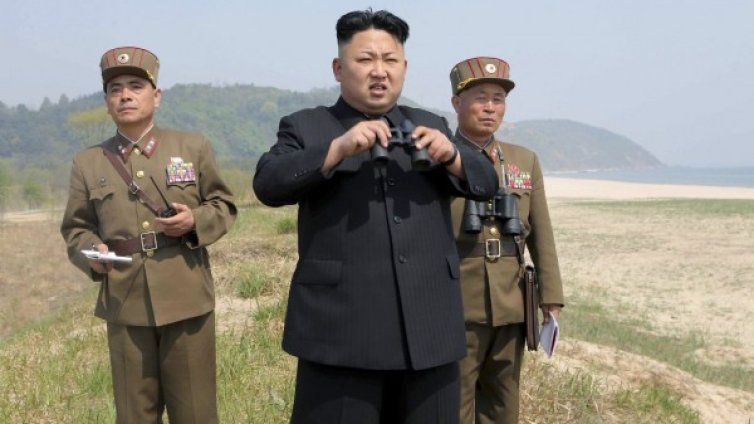 Ким почете съветски войник, спасил дядо му от атентат