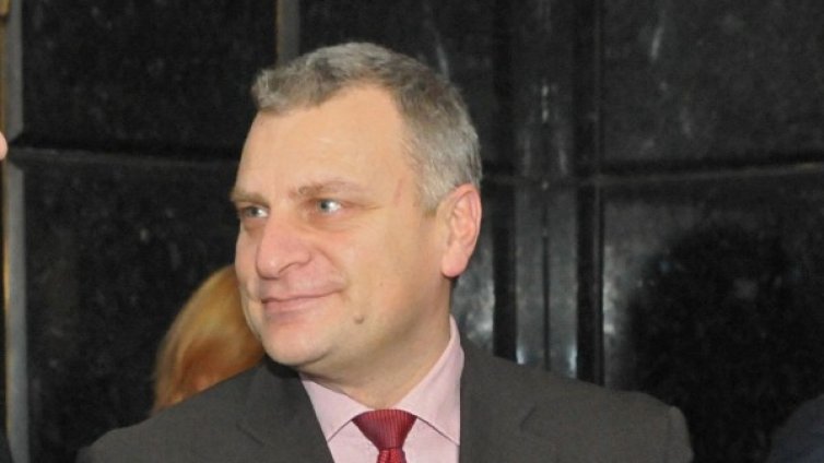 Курумбашев: Който гласува за АВБ, обслужва ГЕРБ 