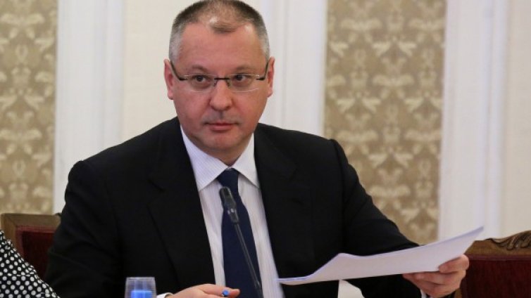 Станишев опроверга: Няма да има ремонт на кабинета!