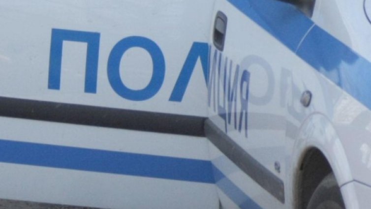 Дете на 1 година и 10 месеца се загуби в розови масиви