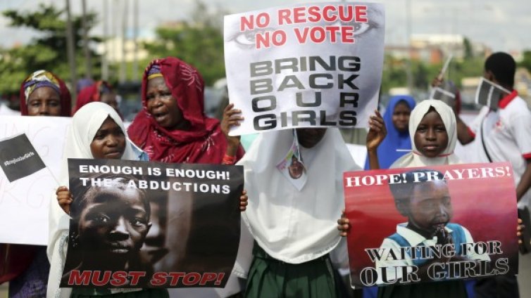 Ислямисти отвлекли над 200 ученички в Нигерия