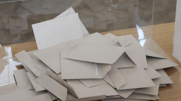 Украйна обявява "при всички случаи" резултатите от вота