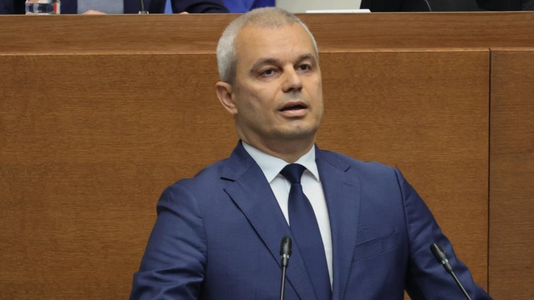 Костадинов: Предложените от кабинета "Радев" мерки показват некомпетентност