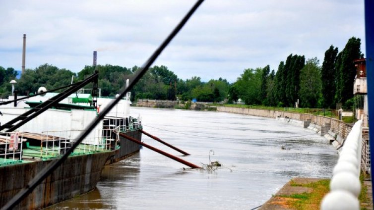 Нивото на река Дунав при Видин се понижава