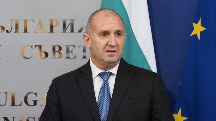 Радев: Времената се смениха, ГЕРБ имаха "кандидати за всичко"