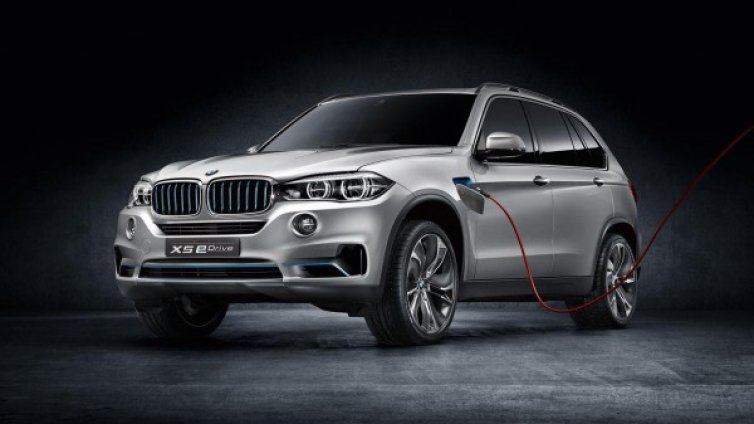 BMW изнесе подробности за хибридния X5