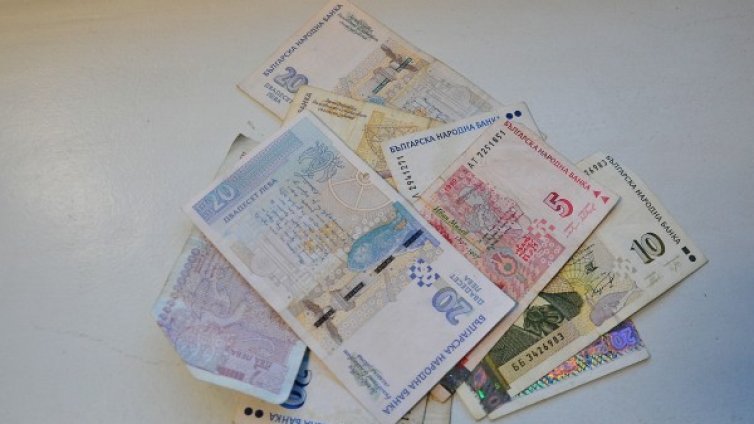 Мним данъчен поиска подкуп след "проверка" в магазин