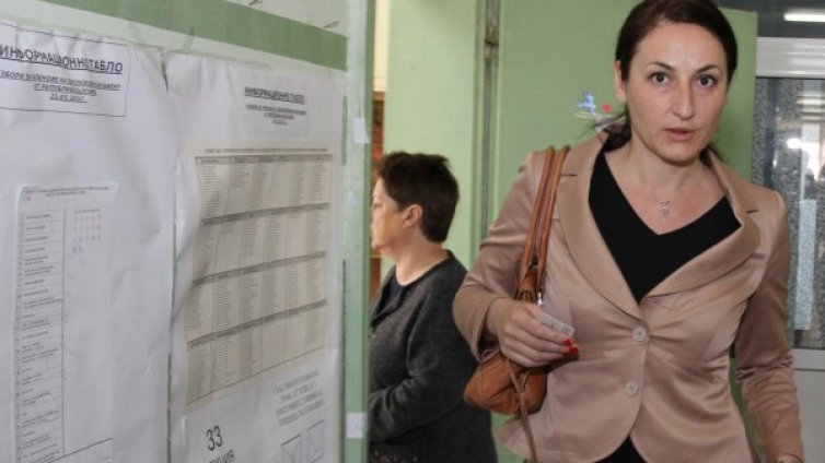 Коджабашева: Гласувах, за да могат хората да определят правилата
