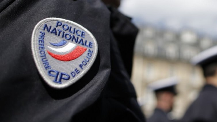 Двама са били нападнати на излизане от синагога във Франция