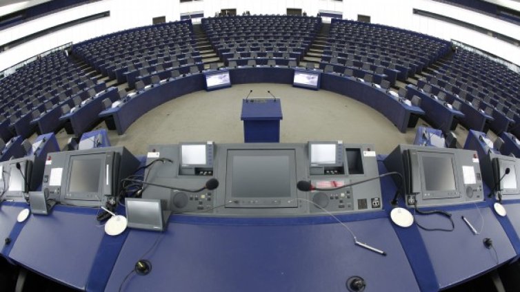 В Испания и Португалия: Разчупва се двуполюсният модел 