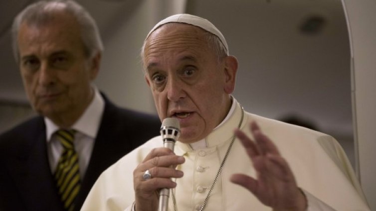 Посегателството над деца е "сатанинска литургия"