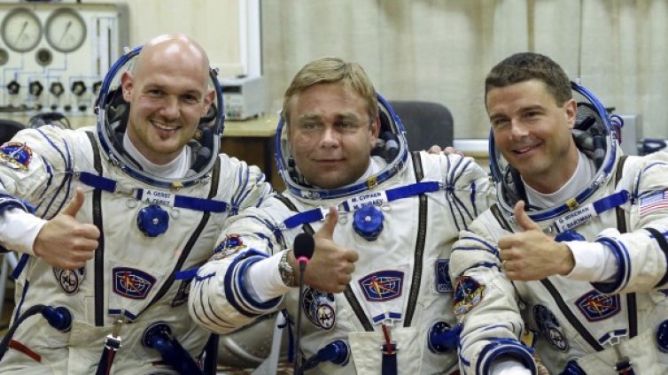  "Съюз" се скачи с Международната космическа станция