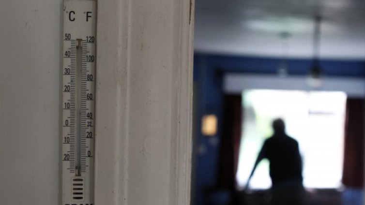 ДКЕВР предвижда по-скъпо парно и топла вода от 1 юли