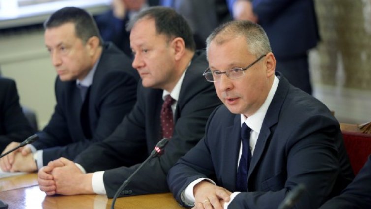 БСП иска и предсрочни избори, и задължително гласуване